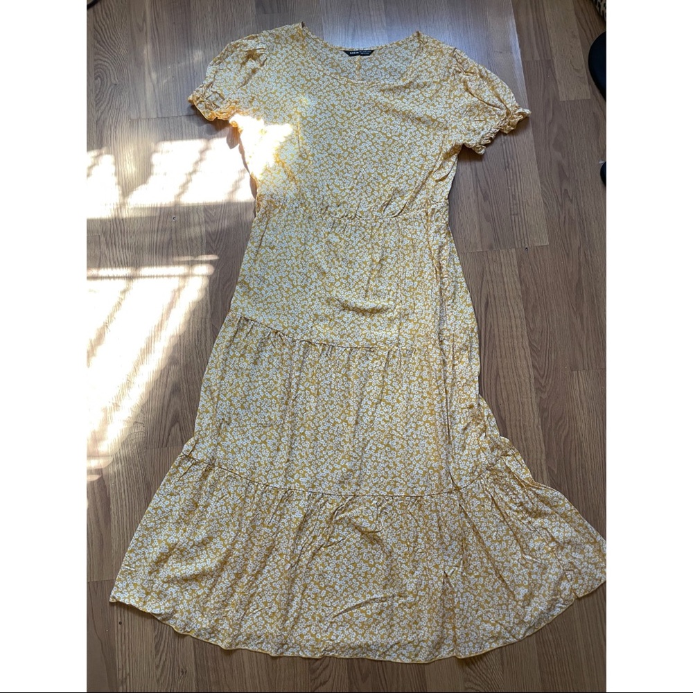 Midi dress size L. In great condition.